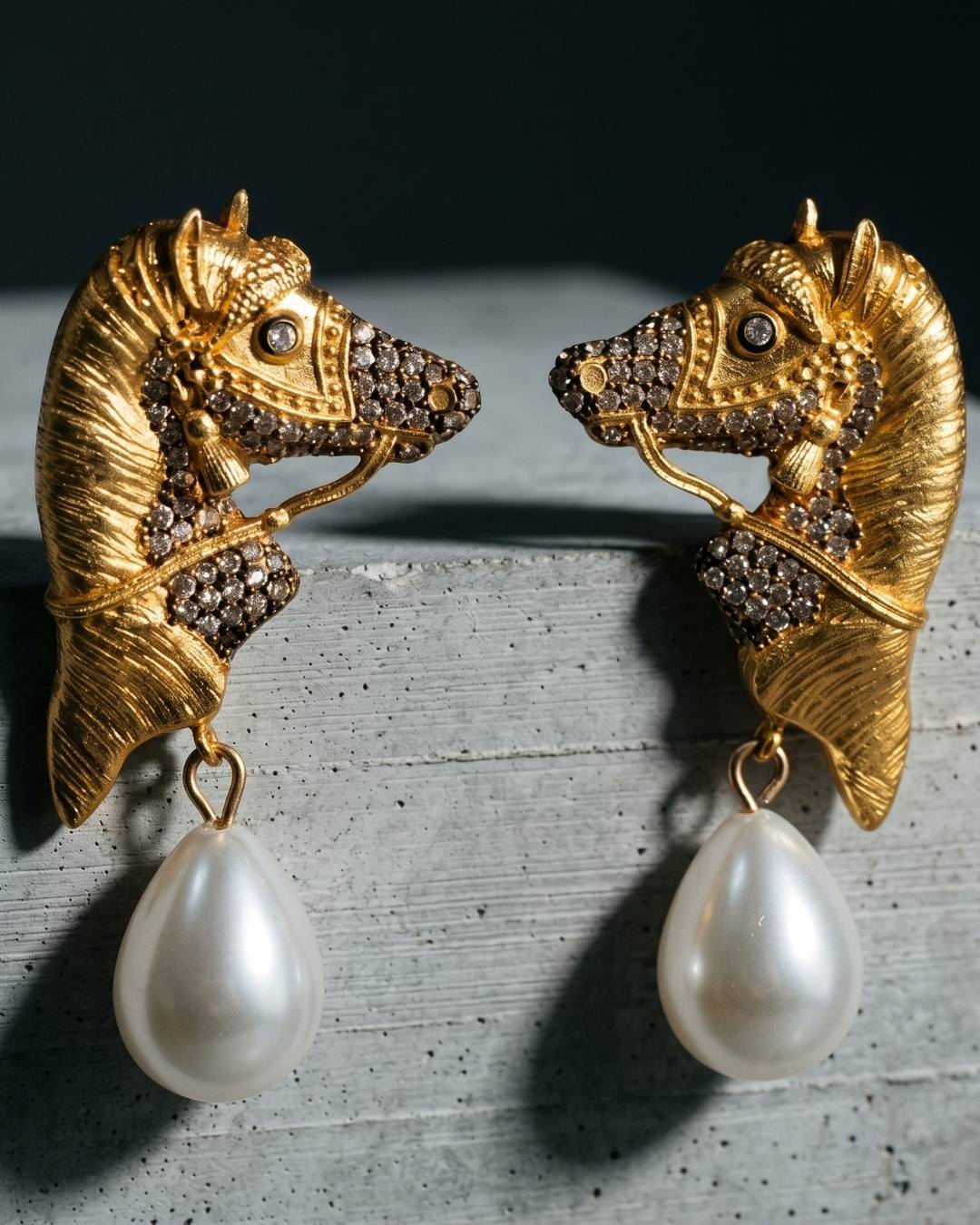 Imperial Cavalry Pearl Earrings frontend image